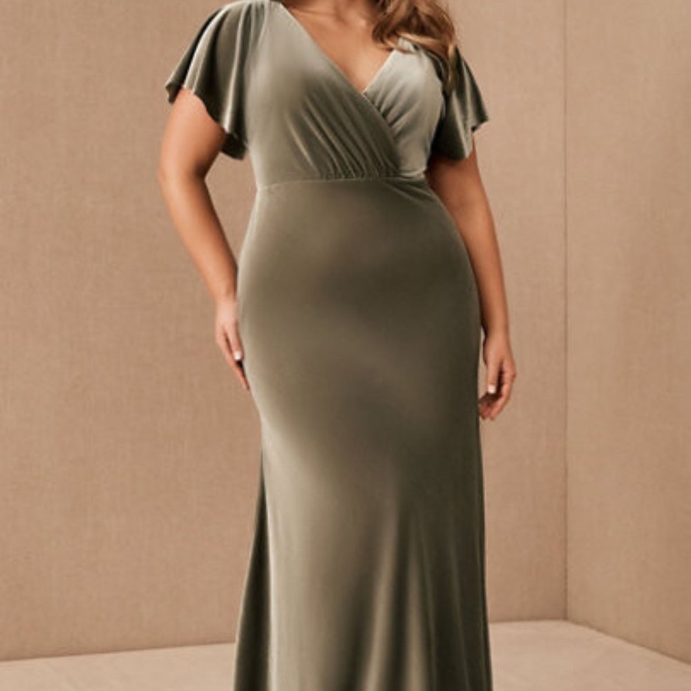 New BHLDN Jenny Yoo Ellis Velvet Open Back Dress in Sage, size 19/20 ($295 MSRP)